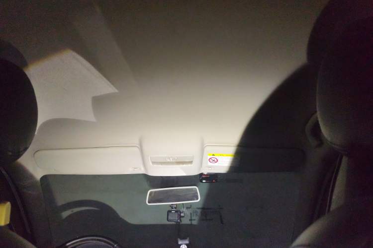 Used Volkswagen Polo 2014 1.4L Manual Fashion Edition Headliner