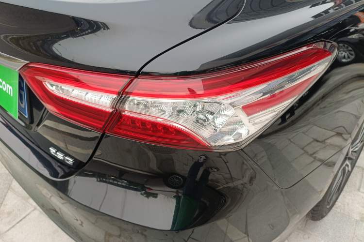 Used Toyota Camry 2021 2.5G Luxury Edition Right Rear Taillight