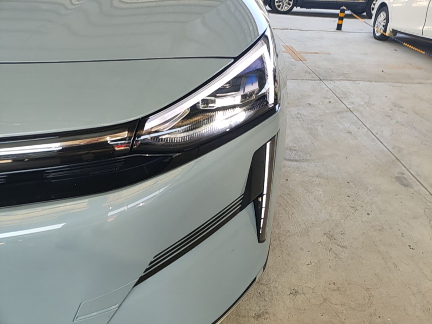 Geely Galaxy L6 2024 125km PLUS Dragon Edition — снимка 8