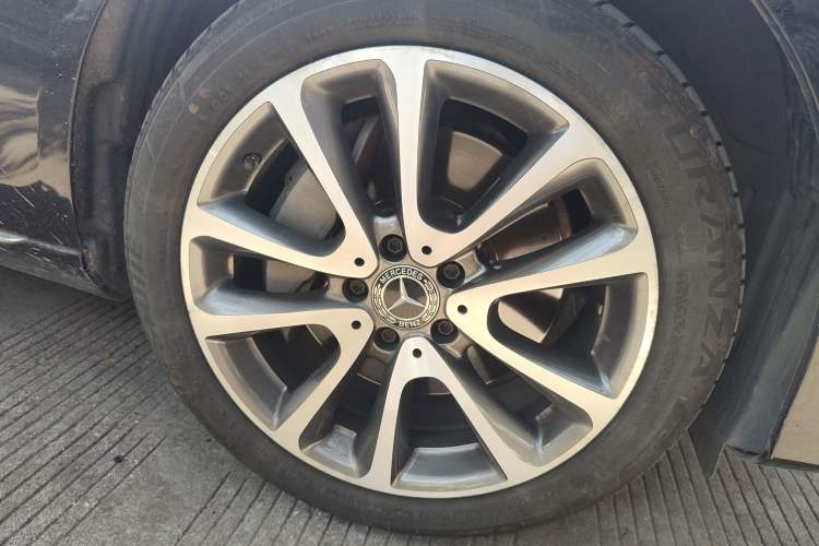 Used Mercedes-Benz E-Class 2019 Restyled E 300 L Luxury Edition
