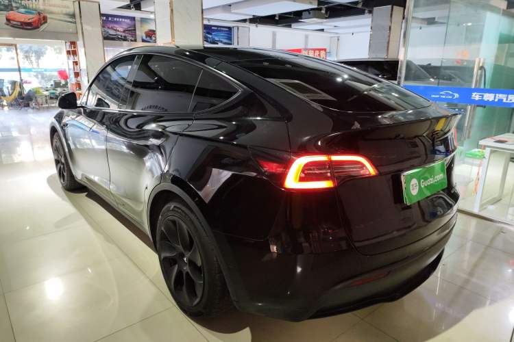 Used Tesla Model Y 2022 Rear-Wheel-Drive Version