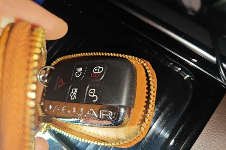 Used Jaguar XFL 2020 XFL 2.0T P250 Two-Wheel-Drive Luxury Edition