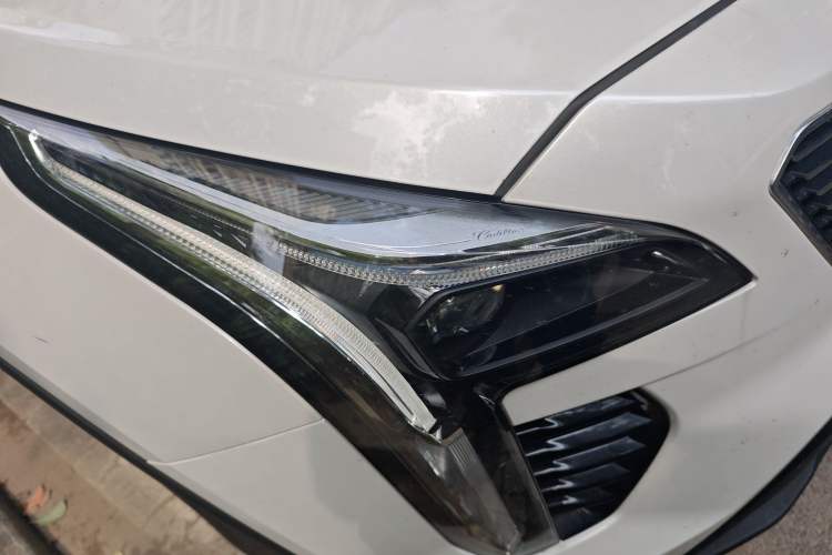 Used Cadillac XT4 2020 28T Two-Wheel Drive Tech Version