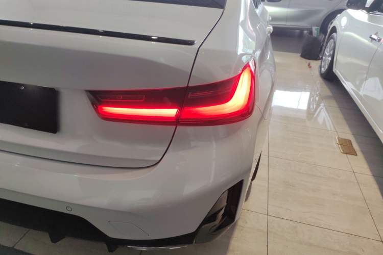 Used BMW 3 Series 2025 325Li M Sport Package Right Rear Taillight