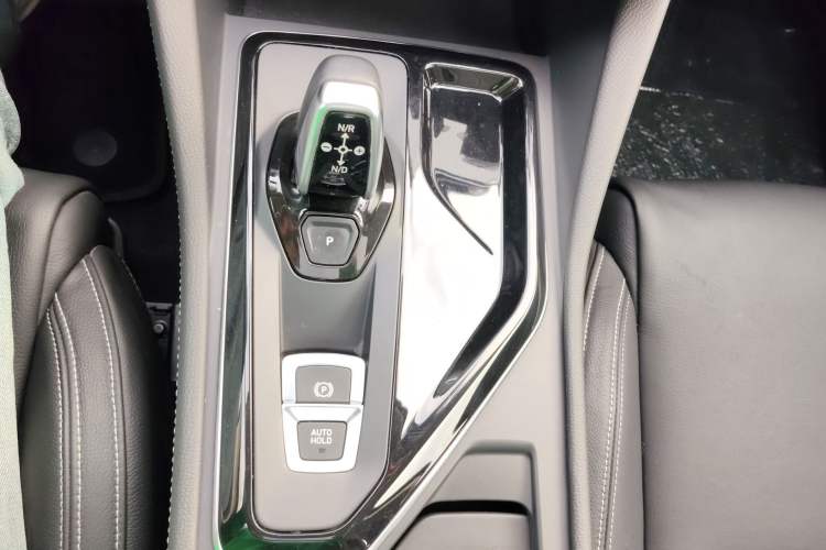 Used Lynk & Co 03 2018 1.5TD DCT Version China V Standard Gear Lever