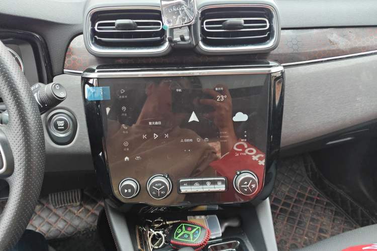 Used Lynk & Co 02 2018 1.5T DCT Two-Wheel Drive Pro Version China V Emission Standard
