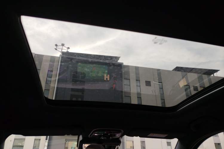 Used Chery Tiggo 9 2025 2.0T Dual-Clutch Two-Wheel Drive Luxury Edition 5 Seats Headliner