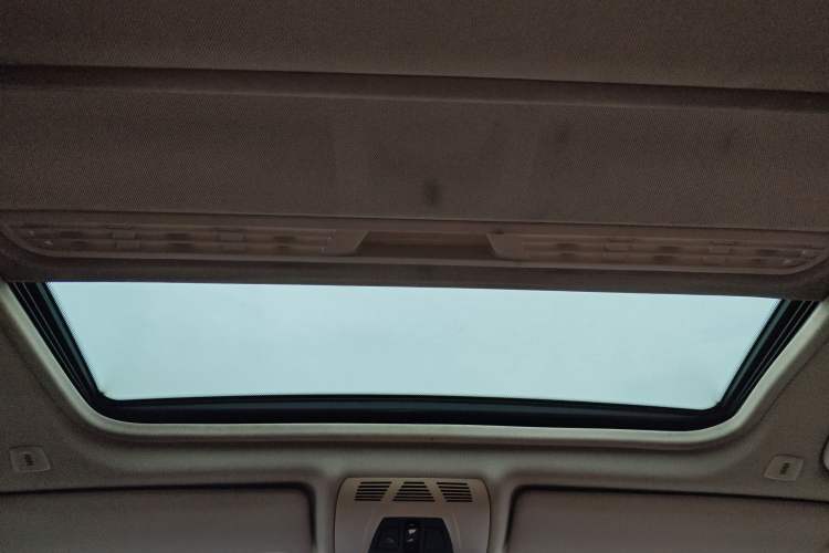 Used BMW 3 Series 2015 320Li Luxury Design Package Premium Edition Headliner