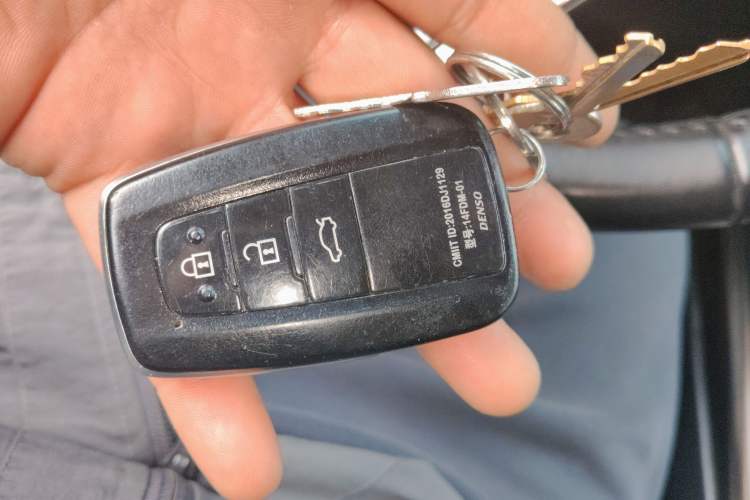 Used Toyota Camry 2019 2.0G Luxury Edition China VI Standard