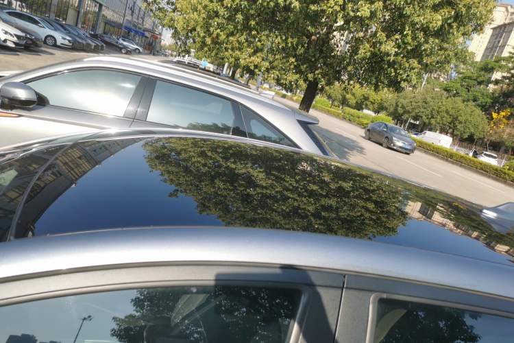 Used BYD Dolphin 2023 420 km Fashion Edition Roof