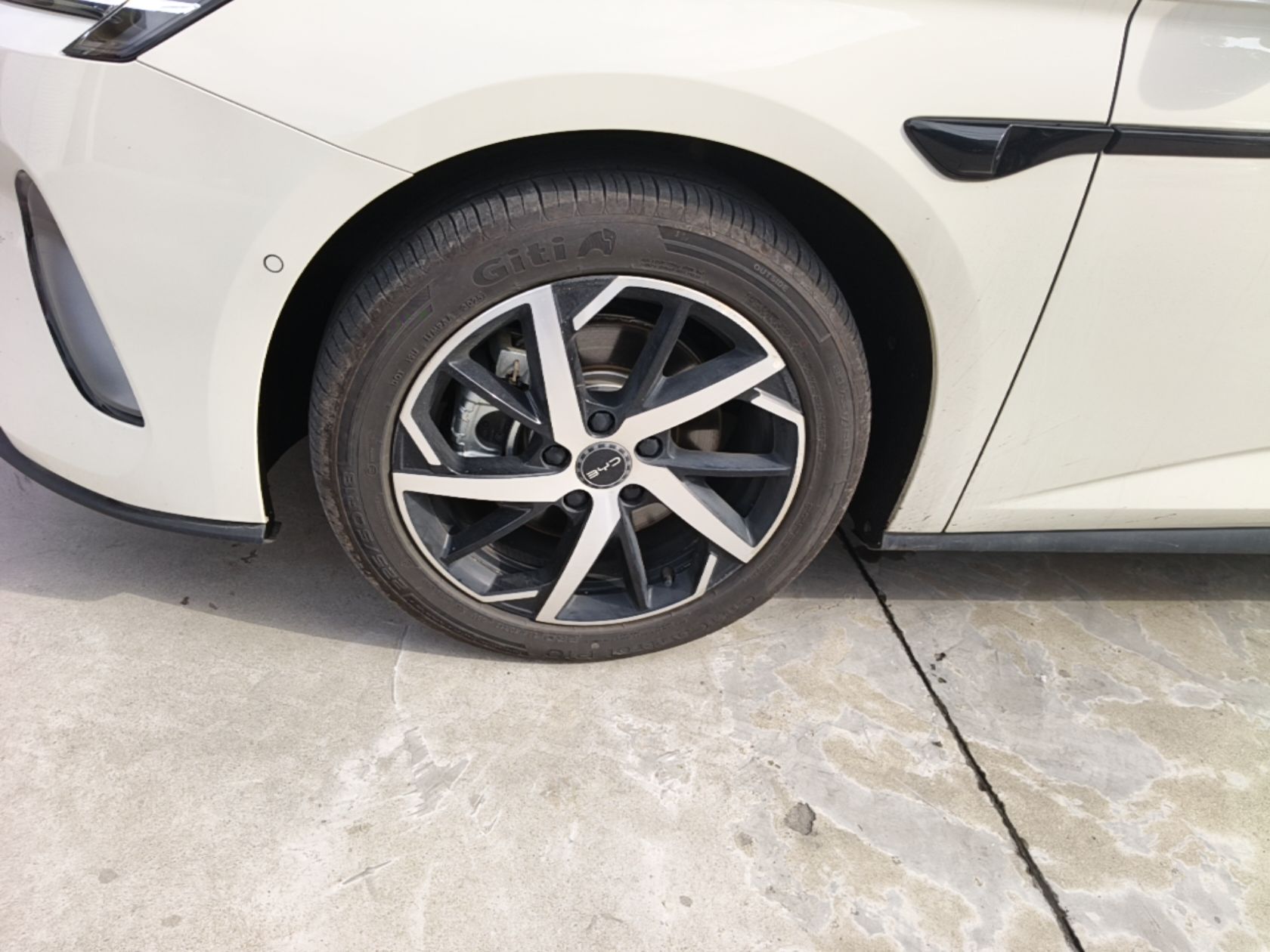 BYD Seal 07 DM-i 2026 DM-i 1.5T 230km Flagship Edition — снимка 10