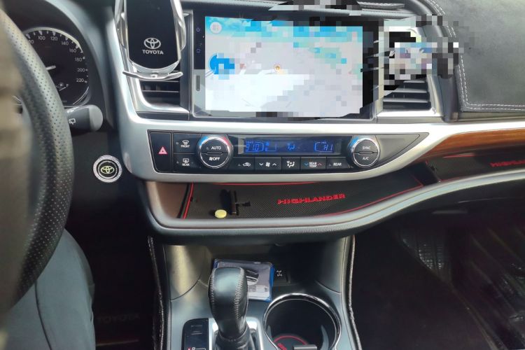 Used Toyota Highlander 2018 2.0T Four-Wheel Drive Prestige Version 7 Seats China VI Standard