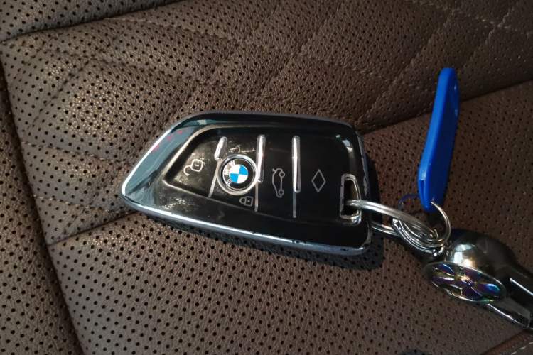 Used BMW 5 Series 2022 Second Facelift 525Li Luxury Package
