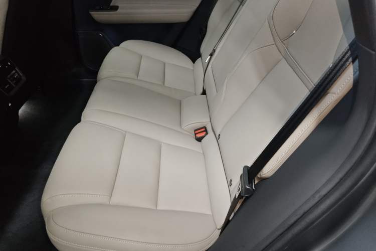 Used Volvo Volvo XC70 Plug-in Hybrid 2026 Model Four-Wheel Drive Long-Range Ultra