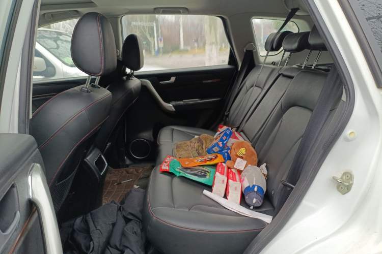 Used Haval H6 2015 Revised Version Sport Edition 1.5T Manual Transmission Two-Wheel Drive Elite Grade