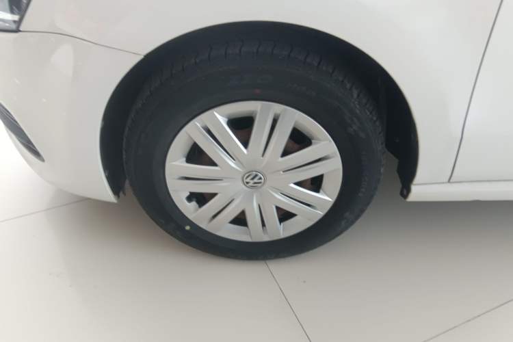 Used Volkswagen Polo 2018 1.5L Automatic Advanced Driving Model Left Front Wheel Hub