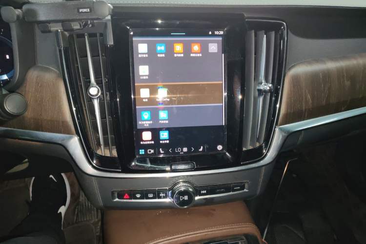 Used Volvo S90 2023 B5 Zhiyuan Luxury Edition
