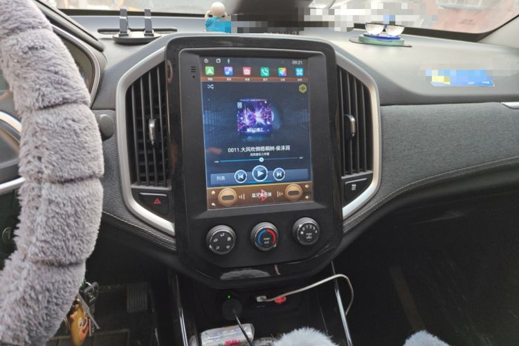 Used Baojun 530 2020 1.5T Manual Comfort Version 5 Seats Audio And AC Panel