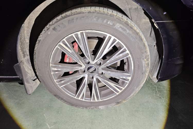 Used Audi A6L 2014 TFSI Standard Model Right Front Wheel Hub