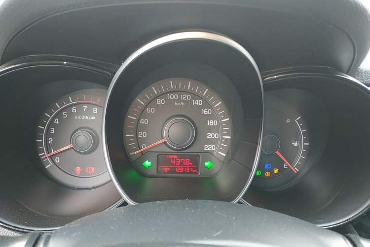 Used Kia K2 2015 Sedan 1.4L MT GLS Instrument Cluster
