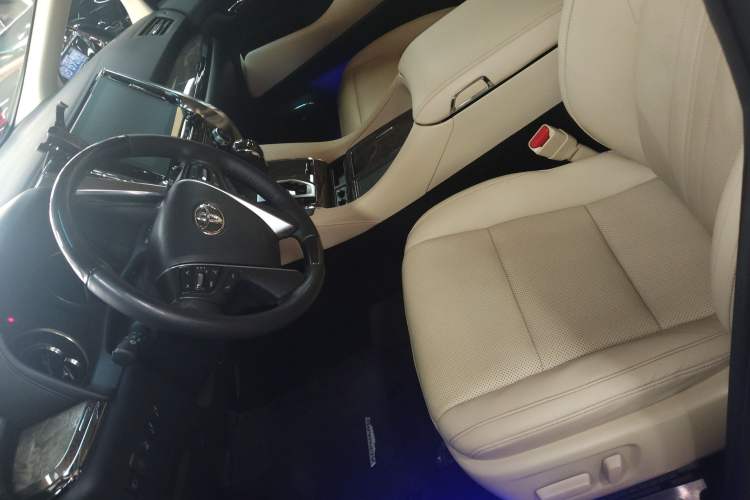 Used Toyota Alphard 2021 Dual-Engine 2.5L Prestige Edition Left Front Seat