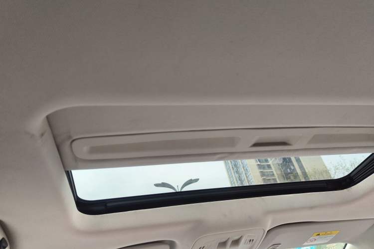 Used Chevrolet Cruze 2015 1.4T DCG Luxury Edition Headliner