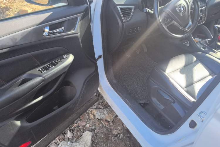 Used Changan CS75 2014 2.0L Manual Luxury Version China V Standard