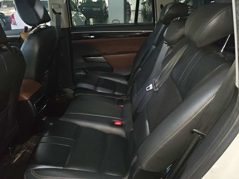 Used GAC Trumpchi GS8 2017 320T Two-Wheel Drive Luxury Smart Connectivity Version (7 Seats) — 16