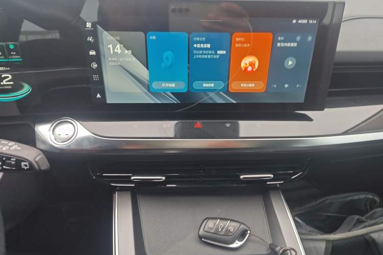 Used Roewe RX5 MAX 2022 1.5T Automatic Zhiwei Prestige Edition
