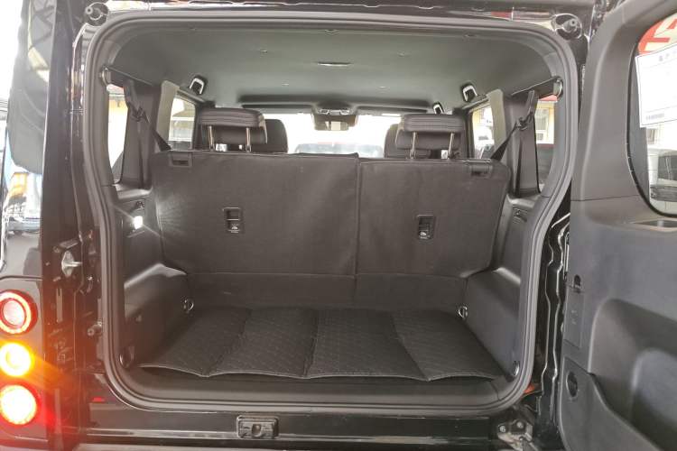 Used 212 T01 2024 2.0T Mechanic
