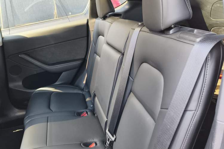 Used Tesla Model Y 2023 Rear-Wheel-Drive Version