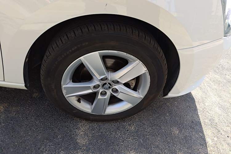 Used Skoda Fabia 2017 1.4L Automatic Car Enjoy Edition