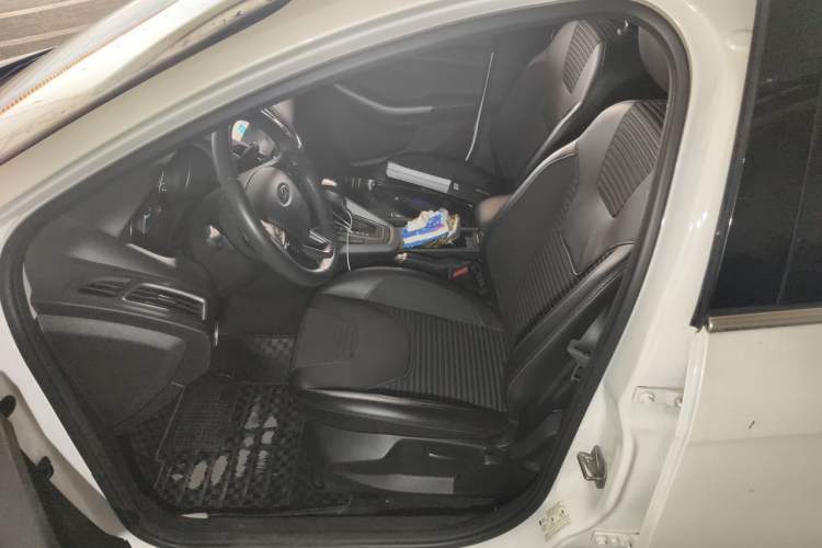 Used Ford Focus 2018 Hatchback Classic EcoBoost 180 Automatic Sport Edition
