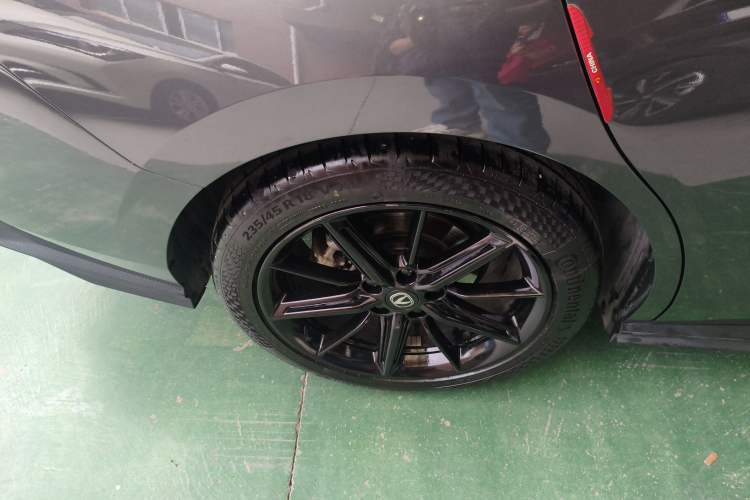 Used CHANGAN UNI-V 2022 1.5T Prestige Version
