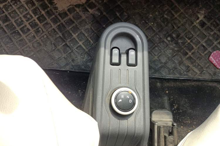 Used Wuling Hongguang MINIEV 2021 Macaron Fashion Model Lithium Iron Phosphate