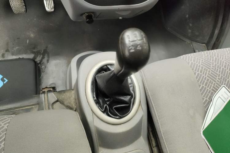 Used BAIC Weiwang 306 2011 1.3L Comfort version 7 seats