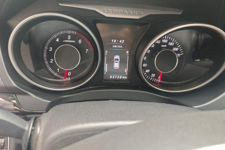 Used Leopaard CS10 2015 2.0T Manual Fashion Edition Odometer Close Up