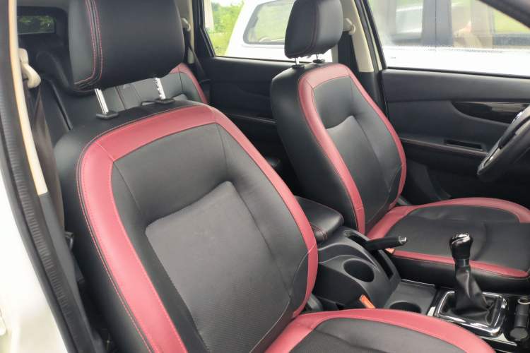 Used HYOSOW S3 2015 1.5L Luxury Model China V Standard Right Front Seat