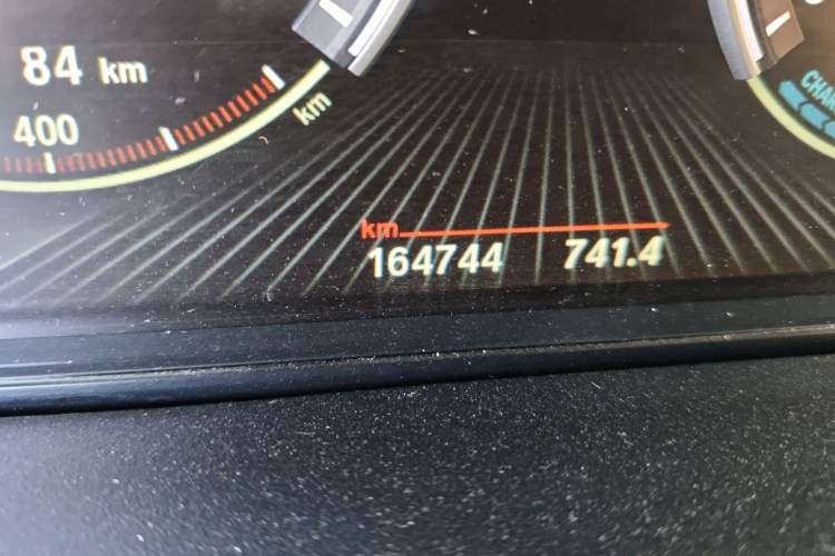 Used BMW X5 New Energy 2016 xDrive40e Odometer Close Up