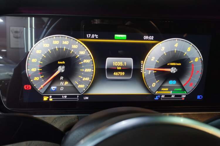 Used Mercedes-Benz E-Class 2019 E 260 L
