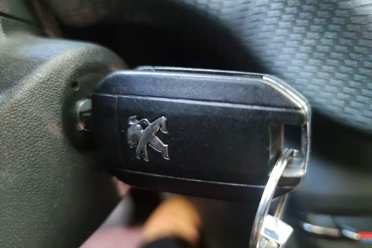 Used Peugeot 2008 2014 1.6L Automatic Fashion Edition Vehicle Key