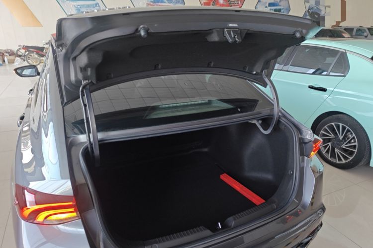 Used GAC Trumpchi EMPOW 2023 270T DCT J16 Version
