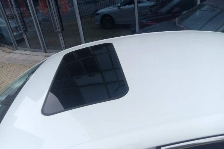 Used Roewe D7 2025 DMH 125km World Champion Edition Roof