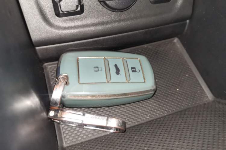 Used CHANGAN Eado 2018 High-Energy Edition 1.6L GDI Manual Pioneer Model China V Standard Vehicle Key