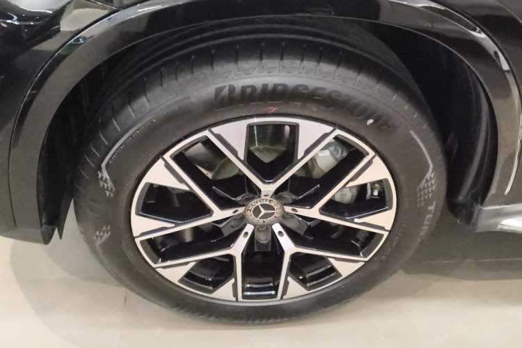 Used Mercedes-Benz GLC New Energy 2025 350 e L 4MATIC Collector's Edition
