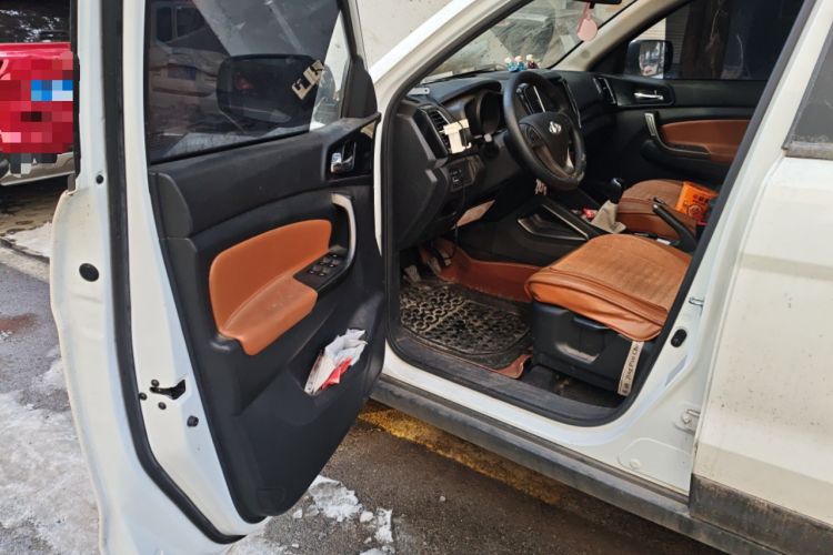 Used CHANGAN OSHAN CX70 2016 1.6L Manual Luxury Model Driver Seat