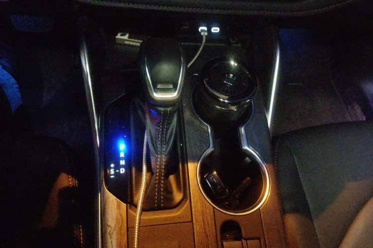 Used Toyota Crown Kluger 2024 2.5L HEV Four-Wheel Drive Premium Edition Gear Lever