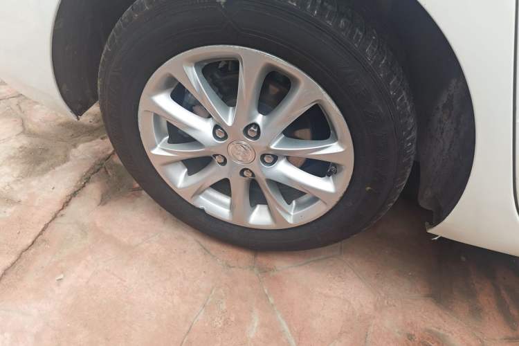 Used Buick GL6 2019 18T 6-Seater Elite Version China V Standard Right Rear Wheel Hub