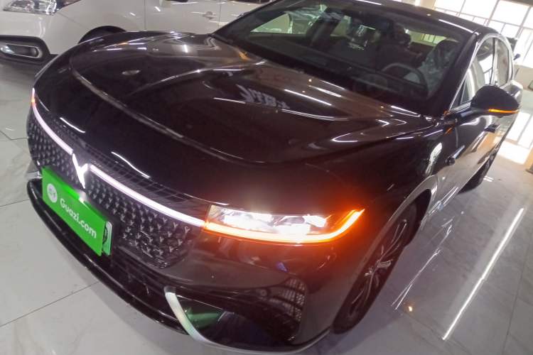 Used VOYAH PASSION 2024 PHEV Four-Wheel Drive Ultra-Long Range Executive Edition