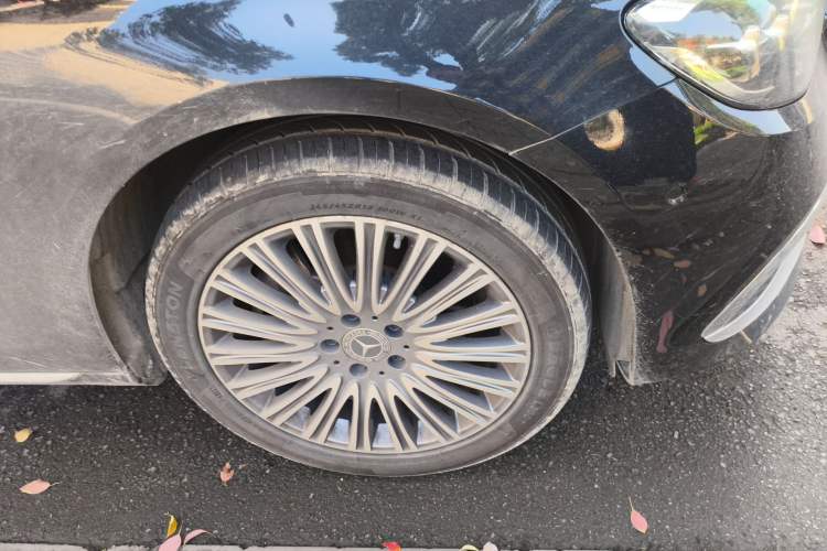 Used Mercedes-Benz E-Class 2021 E 300 L Stylish Model